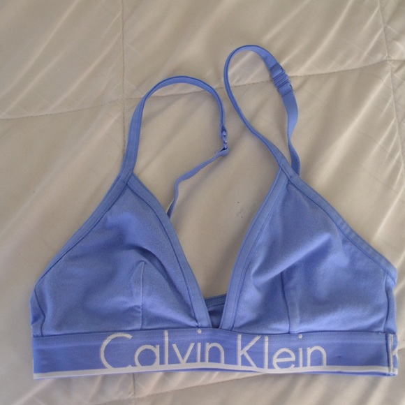 🍒 SOLD 🍒 CALVIN KLEIN BRALETTE - Picture 2 of 2